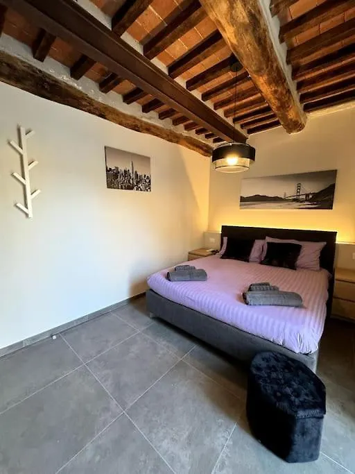 Appartamento Chicca Nel Cuore Di Pietrasanta Italia