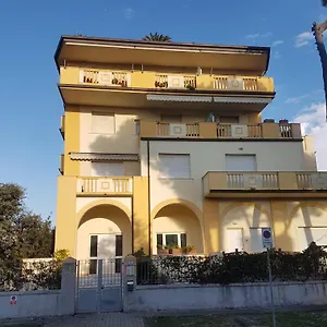 Appartamento Vittoria Marina Di, Pietrasanta