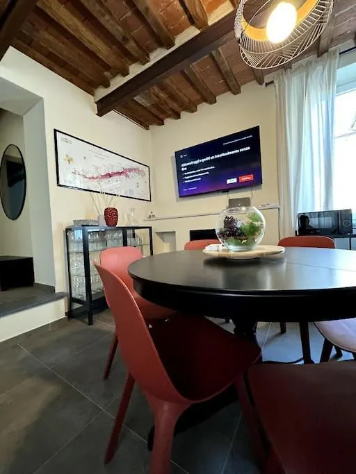 Apartment Chicca Nel Cuore Di Pietrasanta