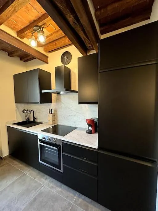 Apartment Chicca Nel Cuore Di Pietrasanta