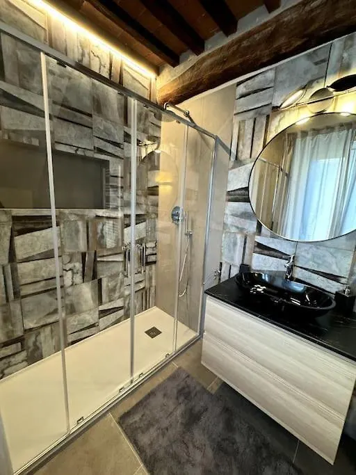 Apartment Chicca Nel Cuore Di Pietrasanta