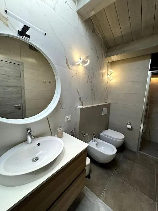 Apartment Chicca Nel Cuore Di Pietrasanta